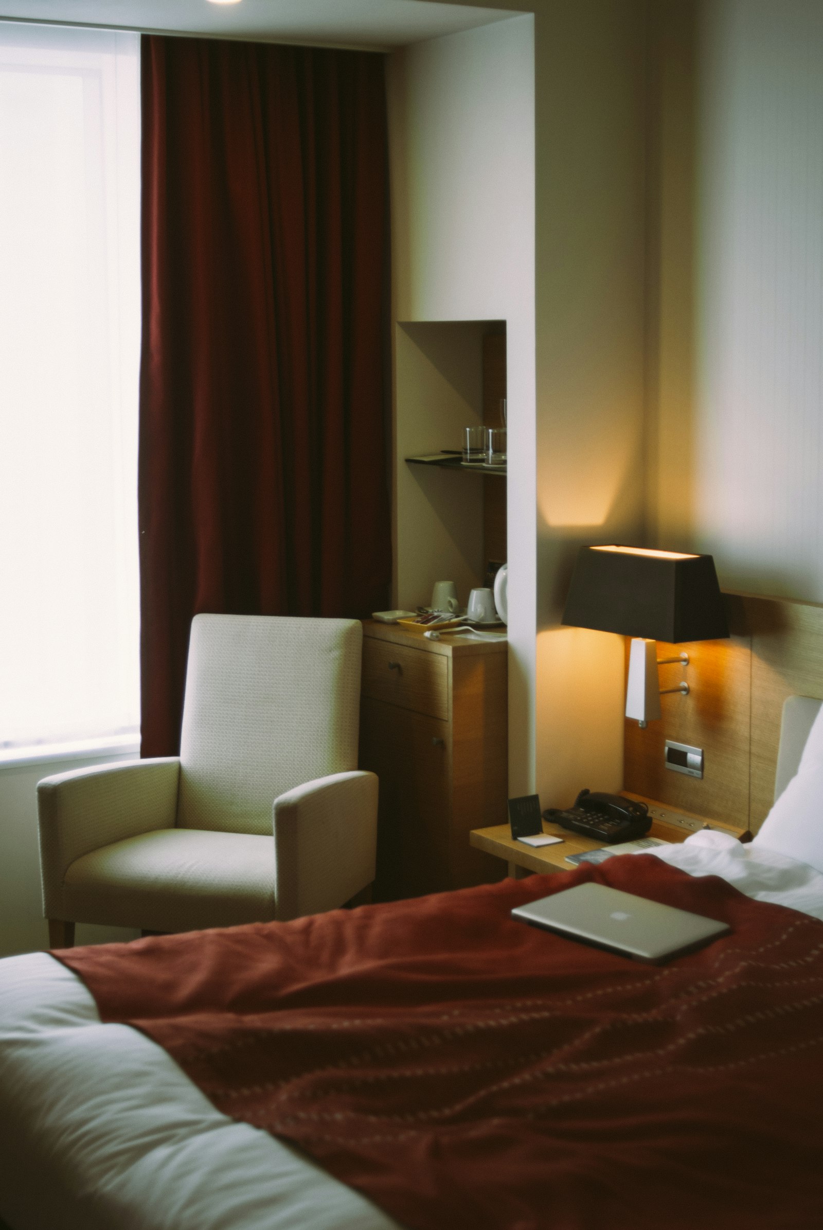 Should hotels offer free cancellation when a room like this can go unsold overnight